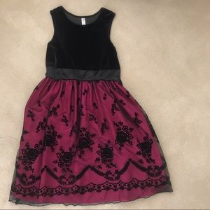 Girls dress